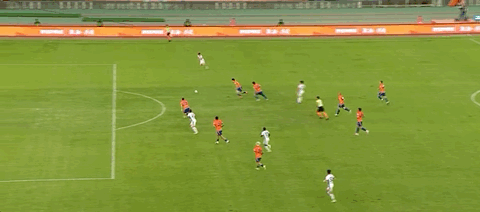 海港客场3-0山东晋级足协杯半决赛，杨希传射建功，莱昂纳多助攻